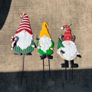3 Festive Gnome Garden Stakes Set